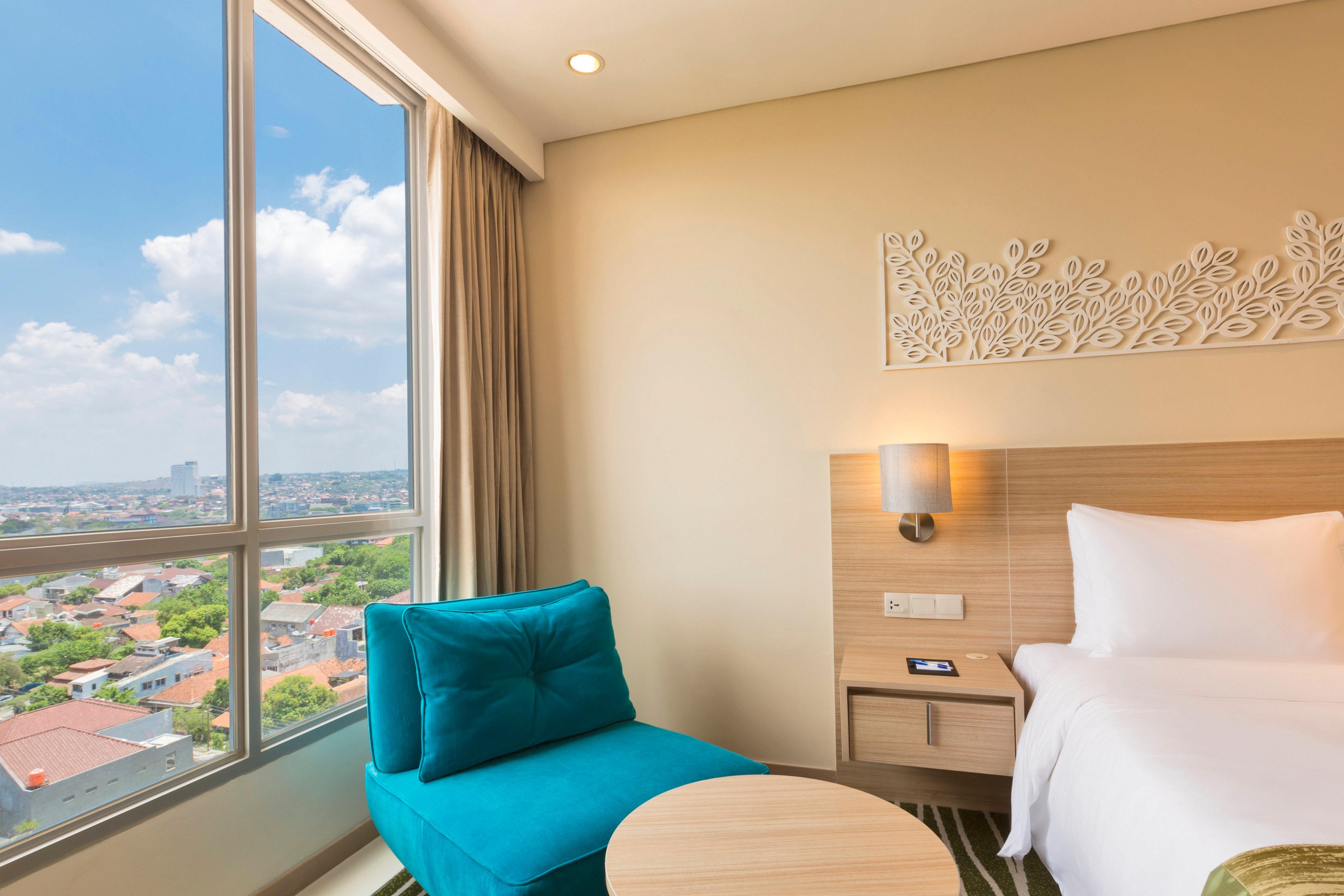 Holiday Inn Express Semarang Simpang Lima, An Ihg Hotel Экстерьер фото